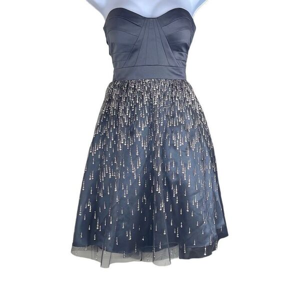 Hailey Logan by Adrianna Papell Size 1/2 Mini Dress Gray Sparkle Strapless Prom - Picture 1 of 12